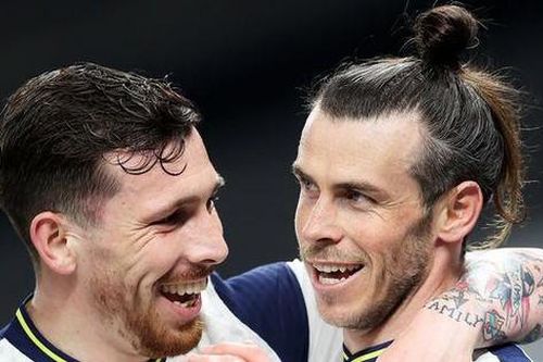 Từng là đồng đội ở Tottenham, sao Đan Mạch vẫn 'trù ẻo' Gareth Bale trước đại chiến