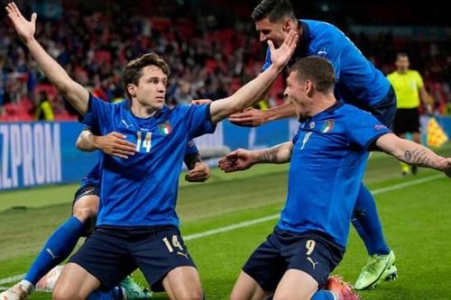 EURO 2020: Thắng Áo khó khăn, tuyển Ý vất vả đi tiếp