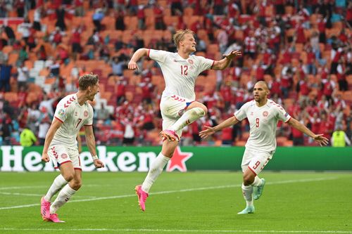 Đan Mạch vùi dập Xứ Wales 4-0 trong trận mở màn vòng 1/8 EURO 2020