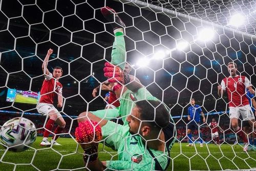 5 điều rút ra từ trận Italy thắng Áo: Mancini hay... toát mồ hôi
