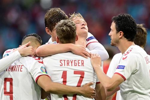 Đan Mạch vào tứ kết EURO 2020: Cảm hứng Eriksen và bó đũa không thể bị bẻ gãy