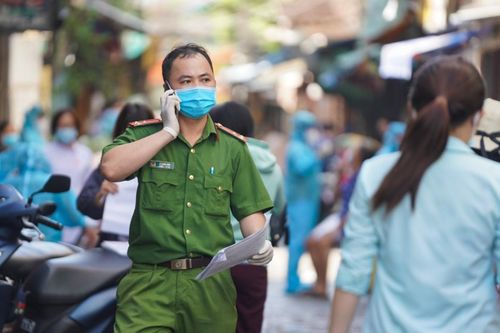 Xe khách Trung Đức chạy chui 4 chuyến khiến dịch lây lan