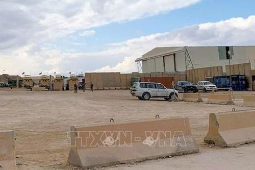 Tổng thống Mỹ Joe Biden ra lệnh thực hiện các vụ không kích tại Iraq và Syria