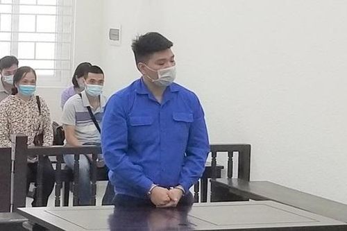 Hà Nội: Cựu cán bộ công an vô ý bắn chết người bị phạt 2 năm 6 tháng tù