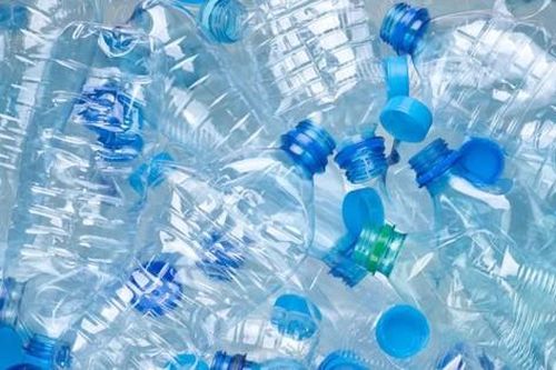Món kem vani hảo hạng sẽ được làm từ... rác thải nhựa