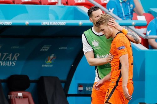 Trung vệ Matthijs de Ligt nhận trách nhiệm cho trận thua của Hà Lan