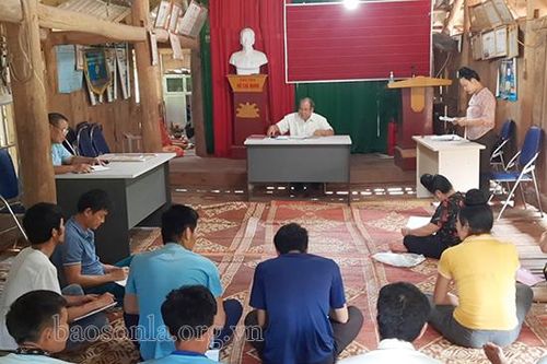 Phát huy vai trò tiên phong, gương mẫu của đảng viên