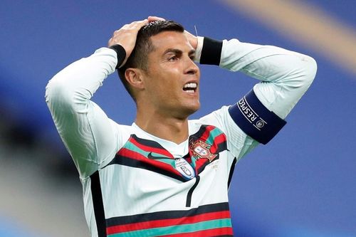 Ronaldo lỡ cơ hội phá kỷ lục thế giới