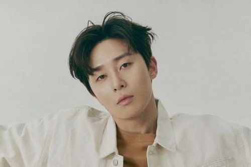 Park Seo Joon bị Knet chỉ trích gia trưởng, lạc hậu khi tiết lộ hình mẫu bà xã lý tưởng
