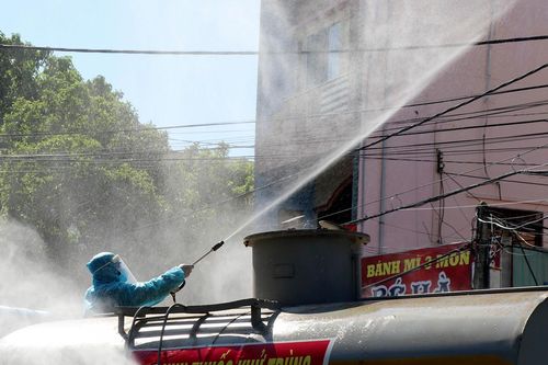 Hai vợ chồng ở Bình Định dương tính với SARS-CoV-2