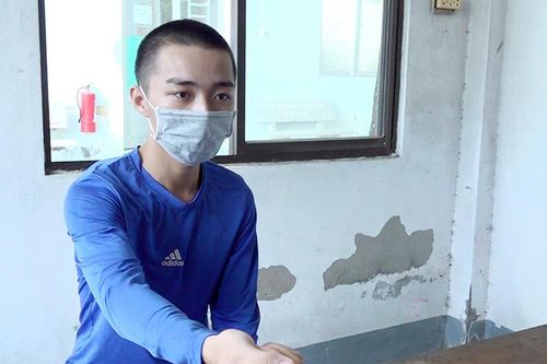 Đâm chết bạn vì nhìn nhầm người