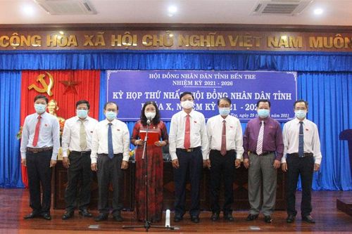 Bà Hồ Thị Hoàng Yến giữ chức vụ Chủ tịch HĐND tỉnh Bến Tre