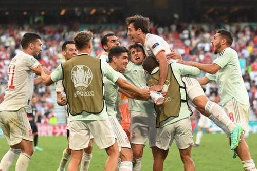 Croatia 3-3 Tây Ban Nha (3-5 hiệp phụ): Morata sút 'rách lưới', đưa La Roja vào tứ kết