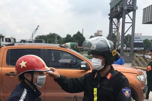 Người từ vùng dịch đến Đồng Nai phải có xét nghiệm SARS-CoV-2 âm tính