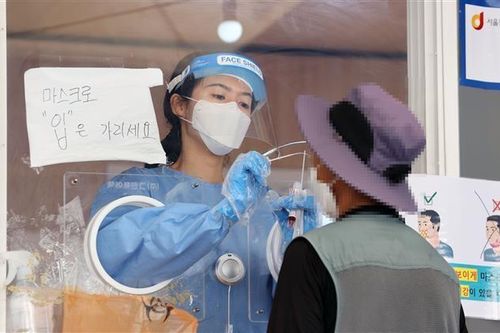 Các nước thực hiện nhiều biện pháp nghiêm ngặt hơn nữa chống COVID-19
