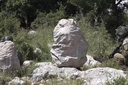 Vải camo giúp binh sĩ Israel 'tàng hình' trước mắt người và máy dò nhiệt