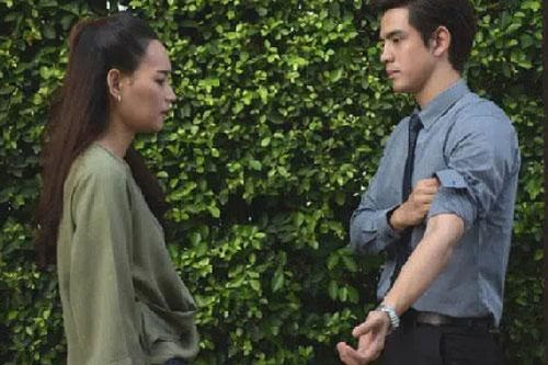 5 năm đi làm, chồng gửi lương mẹ giữ vì lo vợ giấu tiền cho nhà ngoại nhưng ngày ra tòa, nghe cuộc điện thoại trong đêm mà anh bàng hoàng ân hận