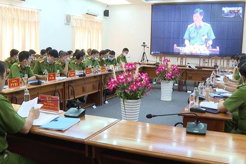 Tập huấn Luật Cư trú 2020