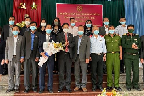 HĐND huyện Lạc Dương khóa XI họp kỳ thứ nhất