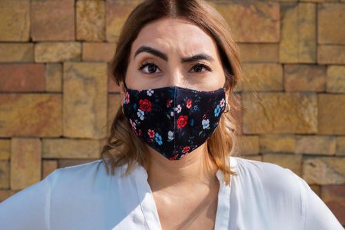 WHO gây hoang mang khi kêu gọi người tiêm đủ liều vaccine đeo khẩu trang