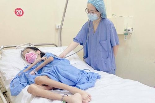 Căn bệnh khiến thiếu nữ 19 tuổi ở Bắc Giang chỉ nặng 18 kg