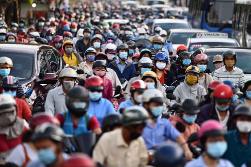 Vì sao cần thay đổi để dần sống chung với dịch?