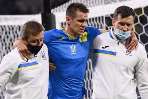 Trung phong Ukraine chia tay Euro 2020