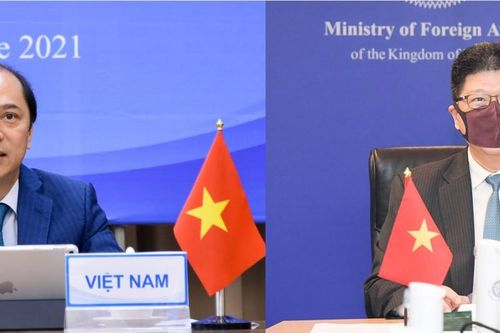 Quan hệ Đối tác chiến lược tăng cường Việt Nam-Thái Lan duy trì đà phát triển tích cực