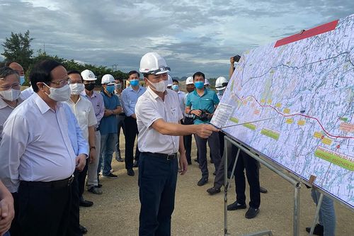 Phó Thủ tướng Lê Văn Thành kiểm tra thực địa một số tuyến cao tốc bắc - nam phía đông