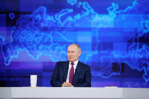 Tổng thống Nga V.Putin trả lời về nhiều vấn đề quan trọng