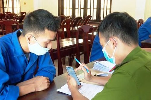 Bắt đối tượng cầm đầu đường dây cá độ bóng đá 10 tỷ đồng