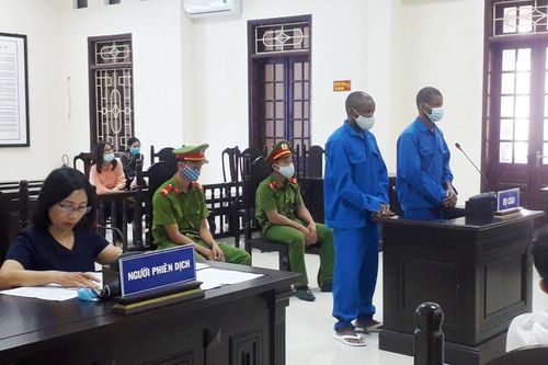 Án tử hình cho 2 thanh niên Nigeria đưa gần 14kg ma túy vào Việt Nam
