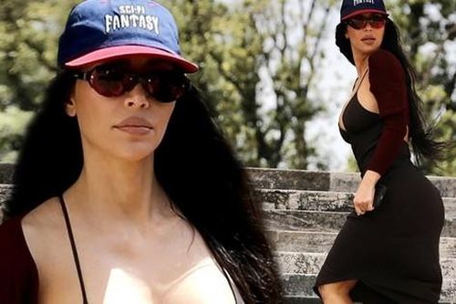 'Nóng mặt' với chiếc váy hai dây khoét bạo lộ gần hết vòng một của Kim Kardashian