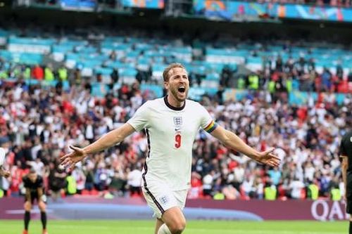 Giúp tuyển Anh 'tiễn' Đức về nước, Sterling và Harry Kane lập hàng loạt kỷ lục