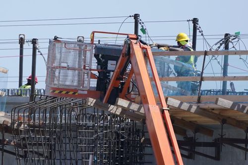 Tây Bắc nước Mỹ mất điện giữa nắng nóng kỷ lục