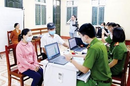 Cao điểm '120 ngày không nghỉ'