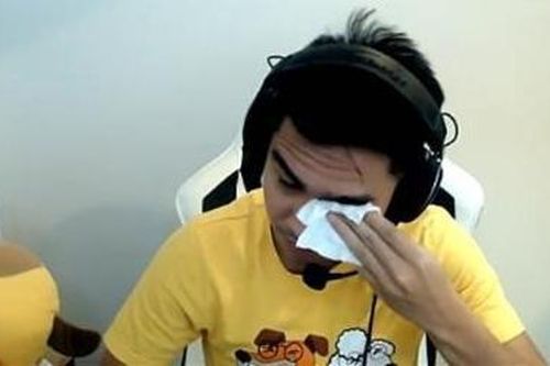 Streamer PewPew bị người khác đăng ký tên thương hiệu, khả năng kênh YouTube sẽ 'bay màu'