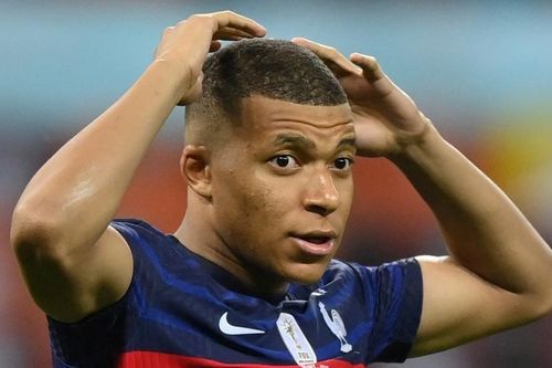 Mbappe khơi lại mặt tối của tuyển Pháp