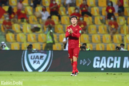 Trung vệ Đỗ Duy Mạnh: 'Gặp ĐT Trung Quốc là trận đấu đặc biệt hấp dẫn'