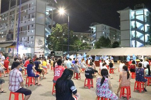 Bình Dương xét nghiệm tầm soát Covid-19 cho 4.000 công nhân