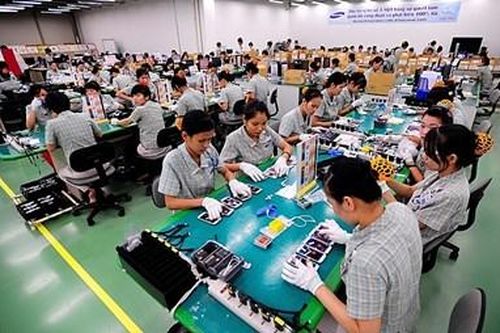 Xuất khẩu điện thoại các loại và linh kiện đạt 24,5 tỷ USD trong 6 tháng