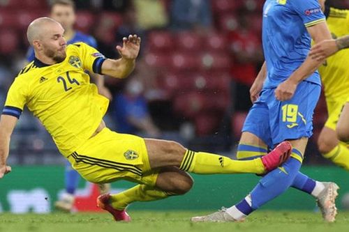 Ukraine mất tiền đạo ở trận gặp Anh tại tứ kết Euro 2020