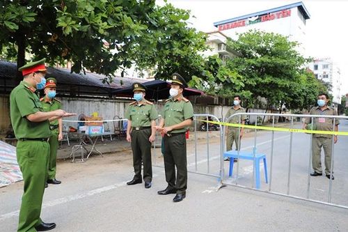 Thêm ca F2 dương tính Covid-19, Bình Phước giãn cách xã hội toàn huyện Chơn Thành