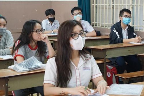 Cả nước có hơn 18 nghìn thí sinh bị ảnh hưởng Covid-19, riêng F0 là 33 em