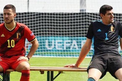 Hazard trở lại sân tập, sẵn sàng 'chiến' Italia
