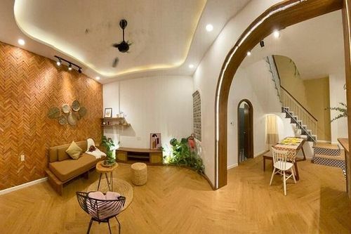 Nữ kiến trúc sư phá toang bức tường ngăn, thổi hồn cho ngôi nhà 36m2