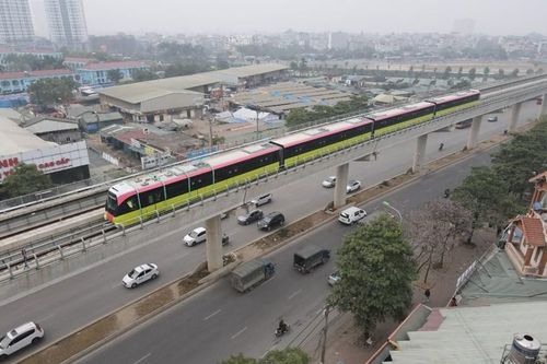 Các đoàn tàu Nhổn-ga Hà Nội vận hành chạy thử 8,5km trên cao
