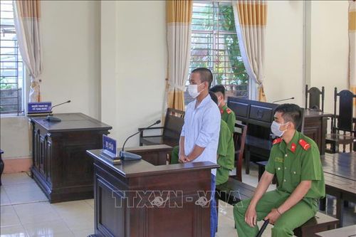 Lĩnh án 9 tháng tù do chống người thi hành công vụ tại chốt kiểm soát dịch