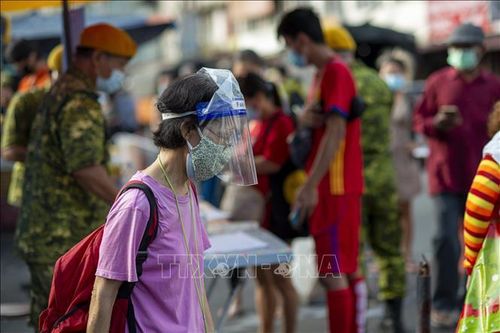 Malaysia siết chặt hơn việc đi lại và kinh doanh ở Kuala Lumpur