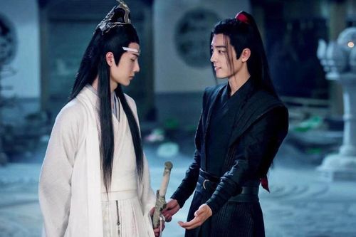Mỹ nhân nào khiến Vương Nhất Bác mải mê ngắm nhìn mà ngó lơ Tiêu Chiến?